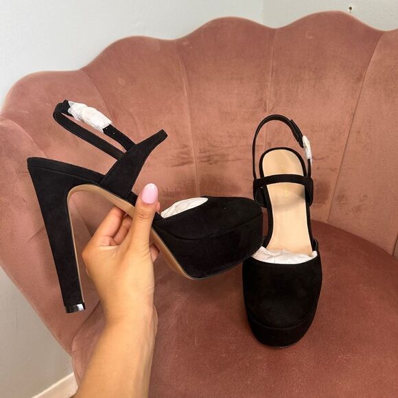 Stuart Weitzman suede heels - Picture 1 of 5